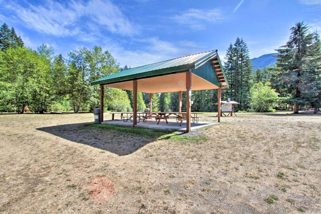 New Modern Cabin! 5Mi To Mt Rainier National Park! Hot Tub & Wifi Ashford Exterior foto
